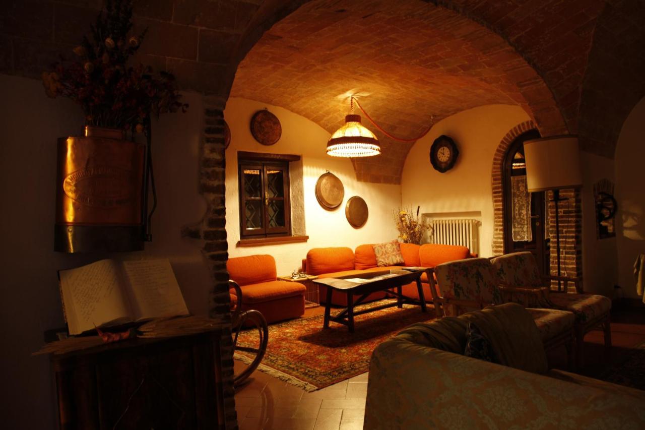 Sassi Bianchi Guest House Sensano Exterior foto