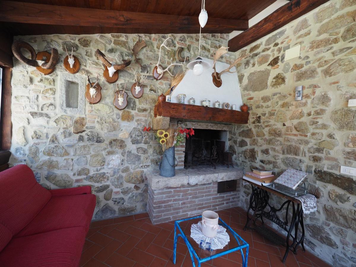 Sassi Bianchi Guest House Sensano Exterior foto